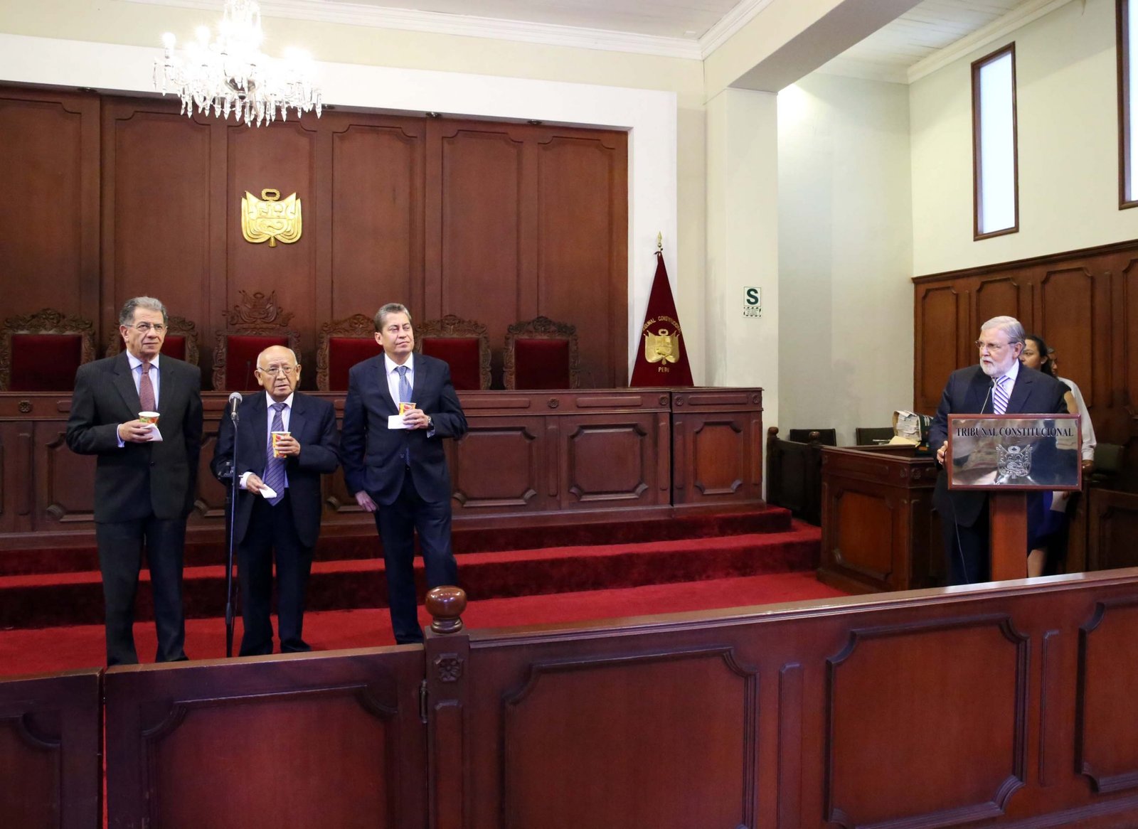 Corporativo, Comercial e Industrial